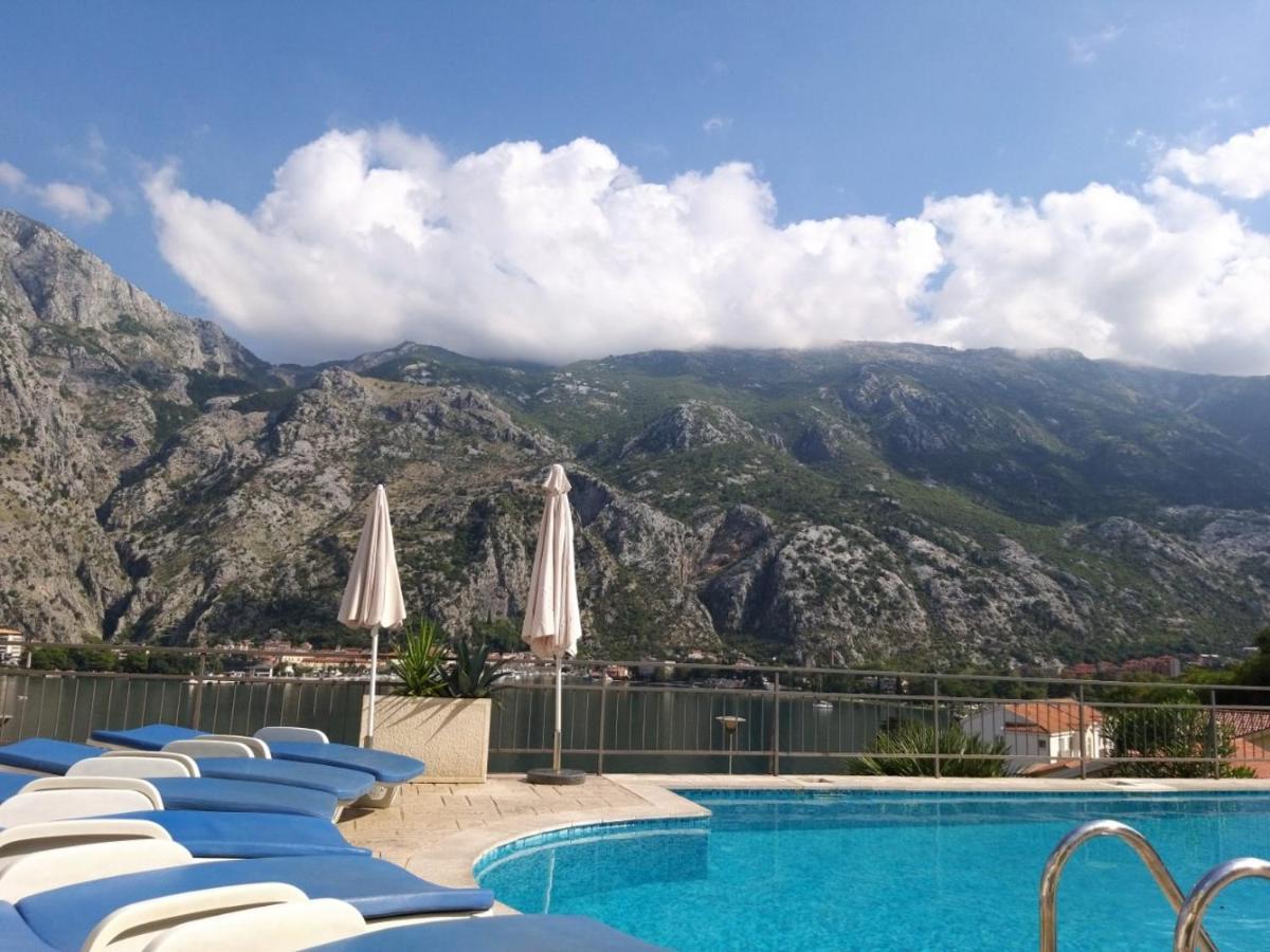 Radiant Apartment Kotor Luaran gambar