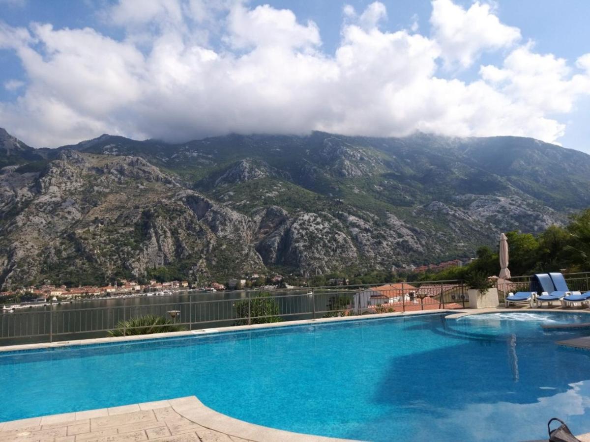 Radiant Apartment Kotor Luaran gambar