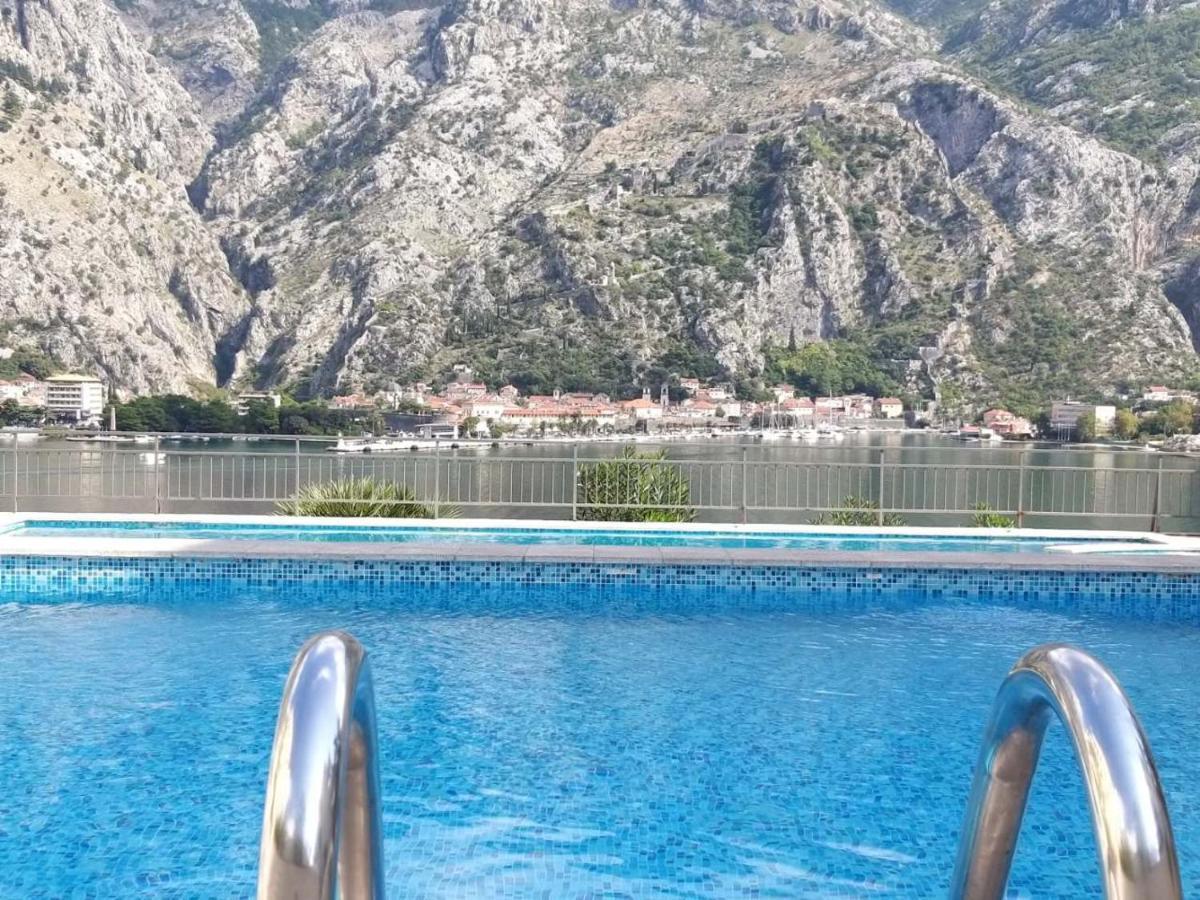 Radiant Apartment Kotor Luaran gambar
