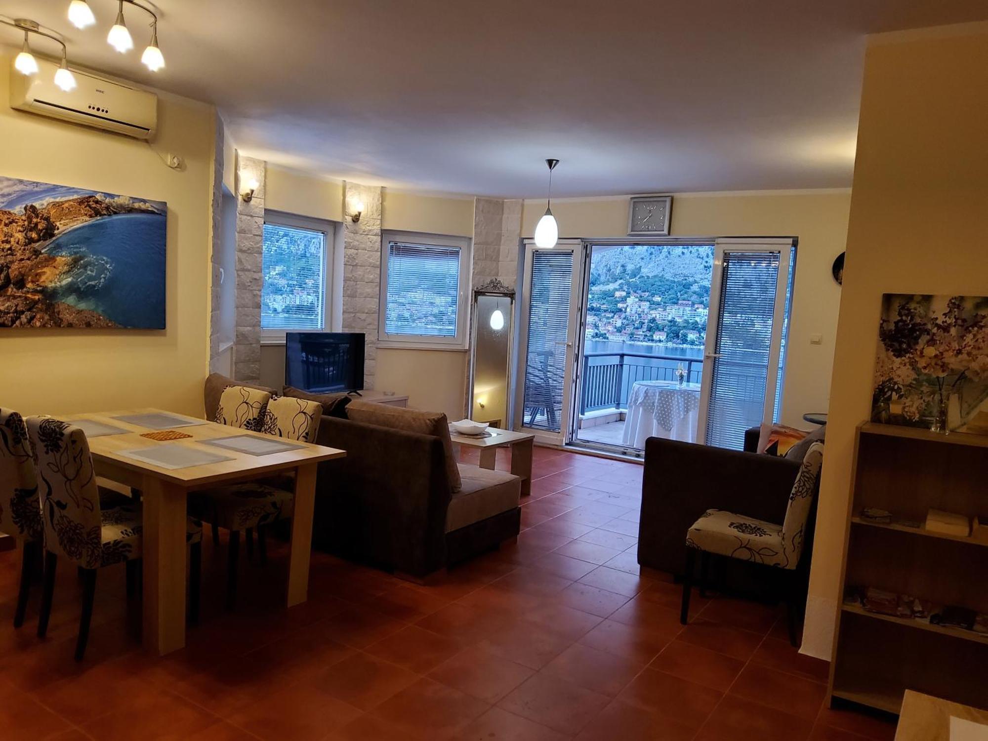 Radiant Apartment Kotor Luaran gambar