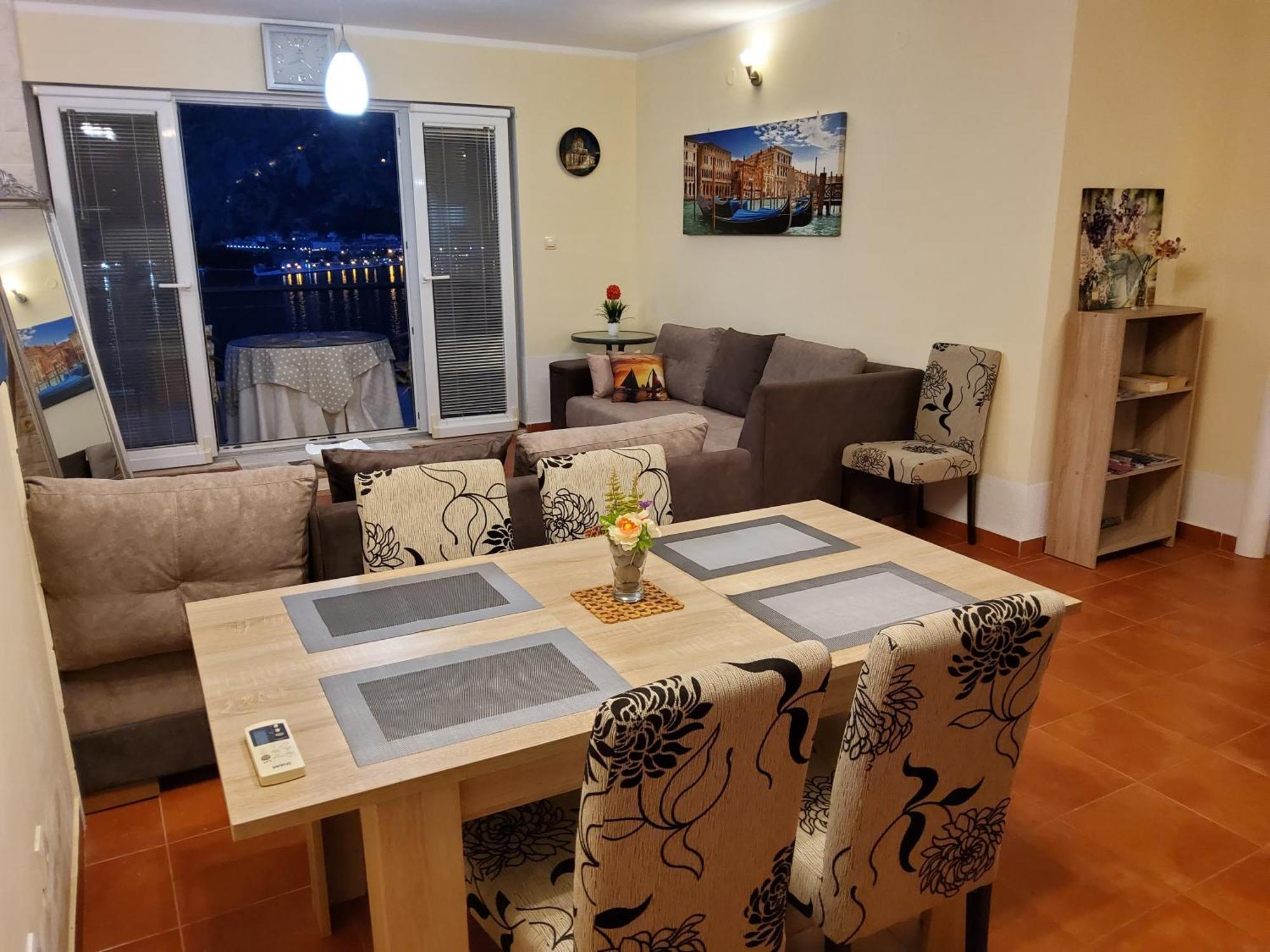 Radiant Apartment Kotor Luaran gambar