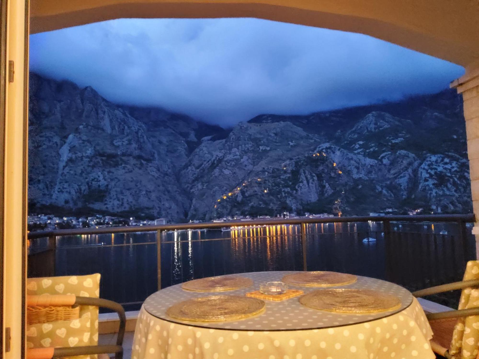 Radiant Apartment Kotor Luaran gambar